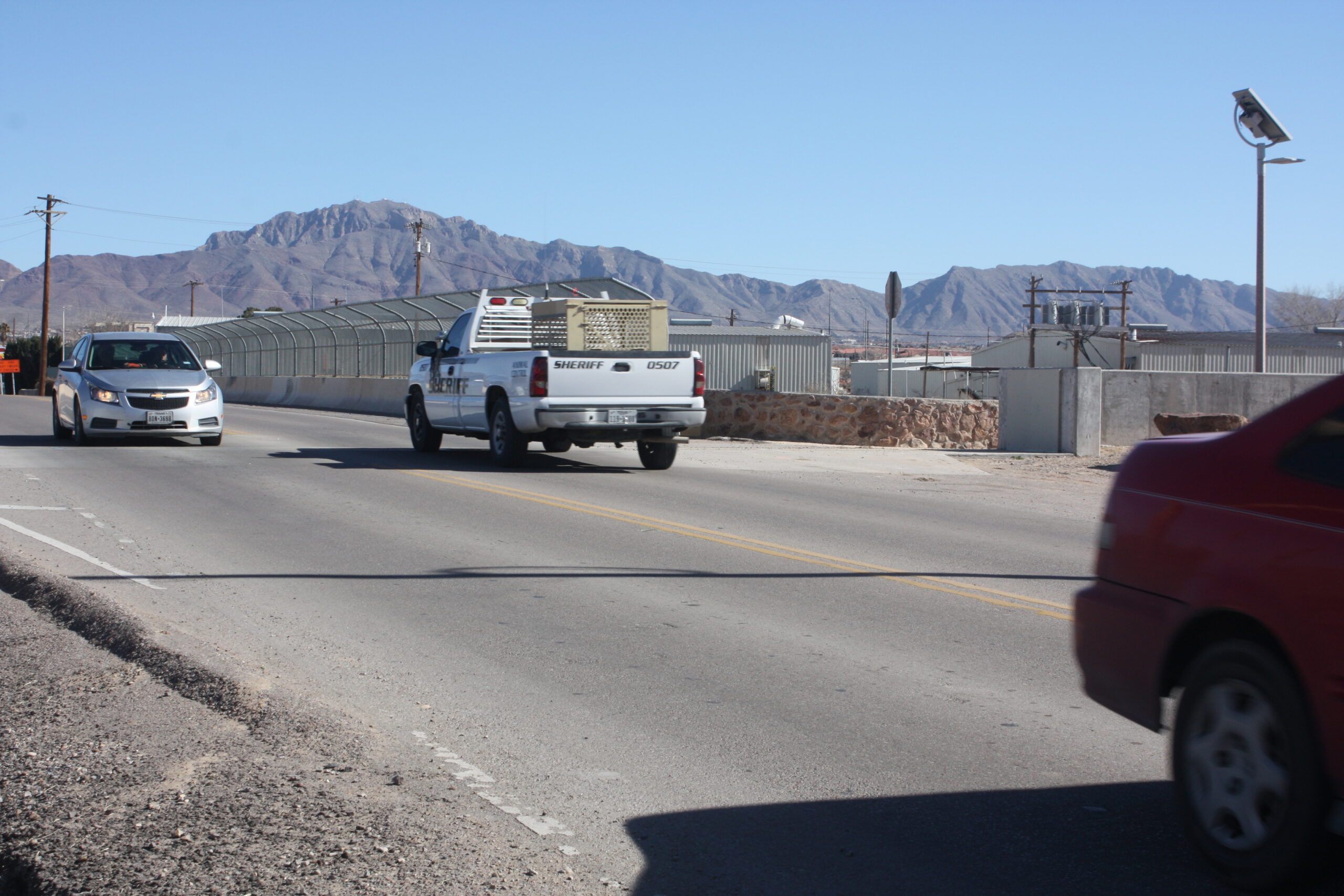 IBWC Roadway Gate w traffic