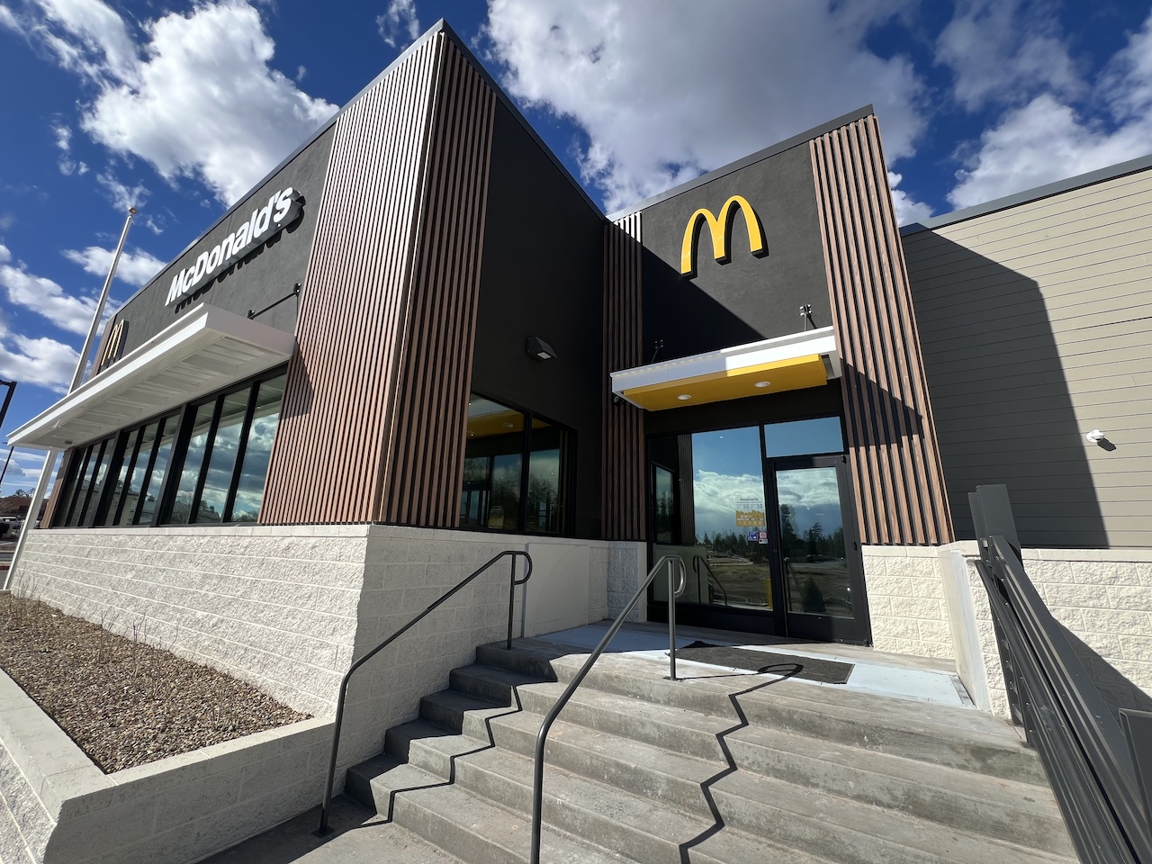 Tusayan AZ McDonald's FloodBreak PG protects doorway_IMG_6583smfile