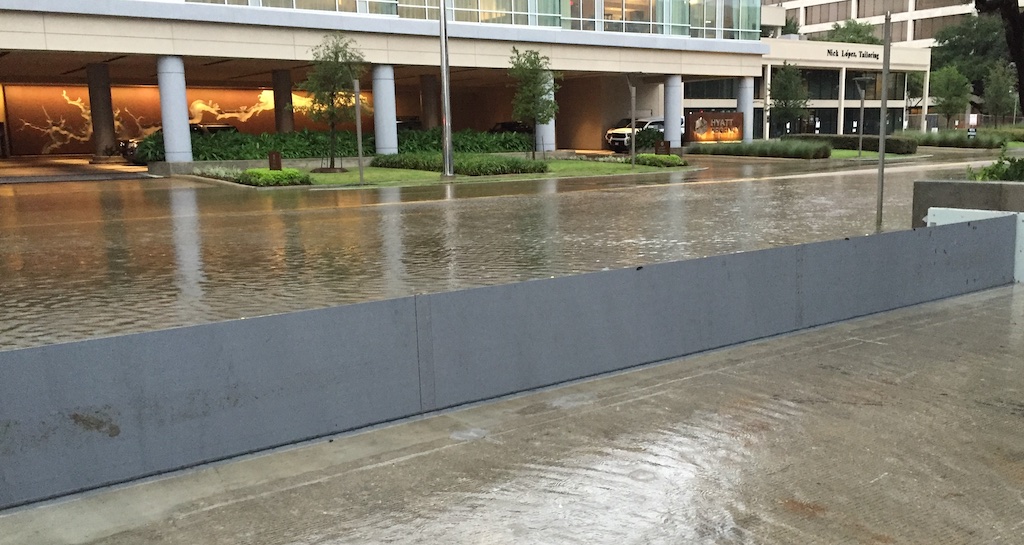 FloodBreak Floodgate at Galleria - Sage entrance - passive automatic flood protection during flash flood_smfile