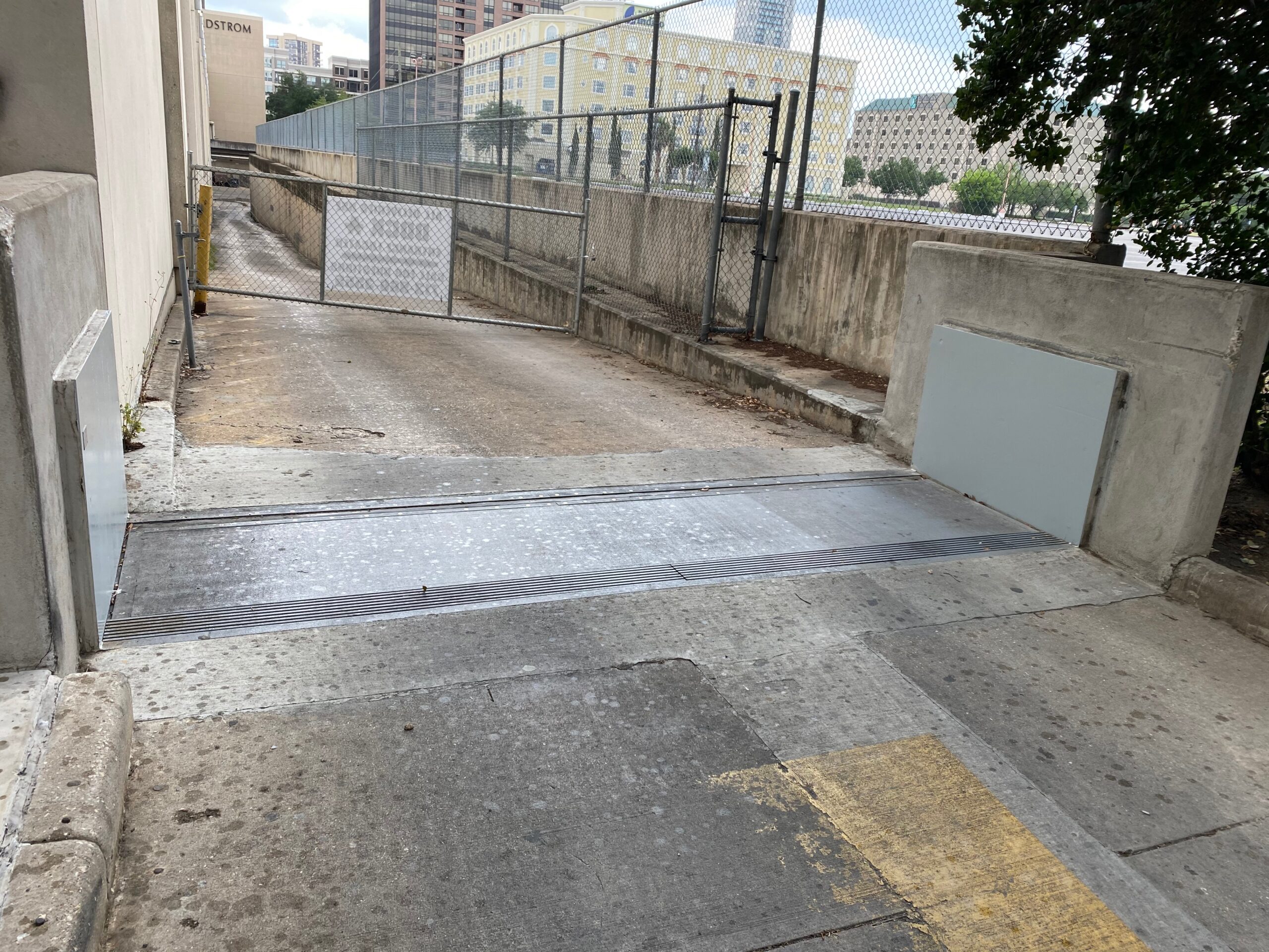 Galleria FloodBreak Floodgate 1