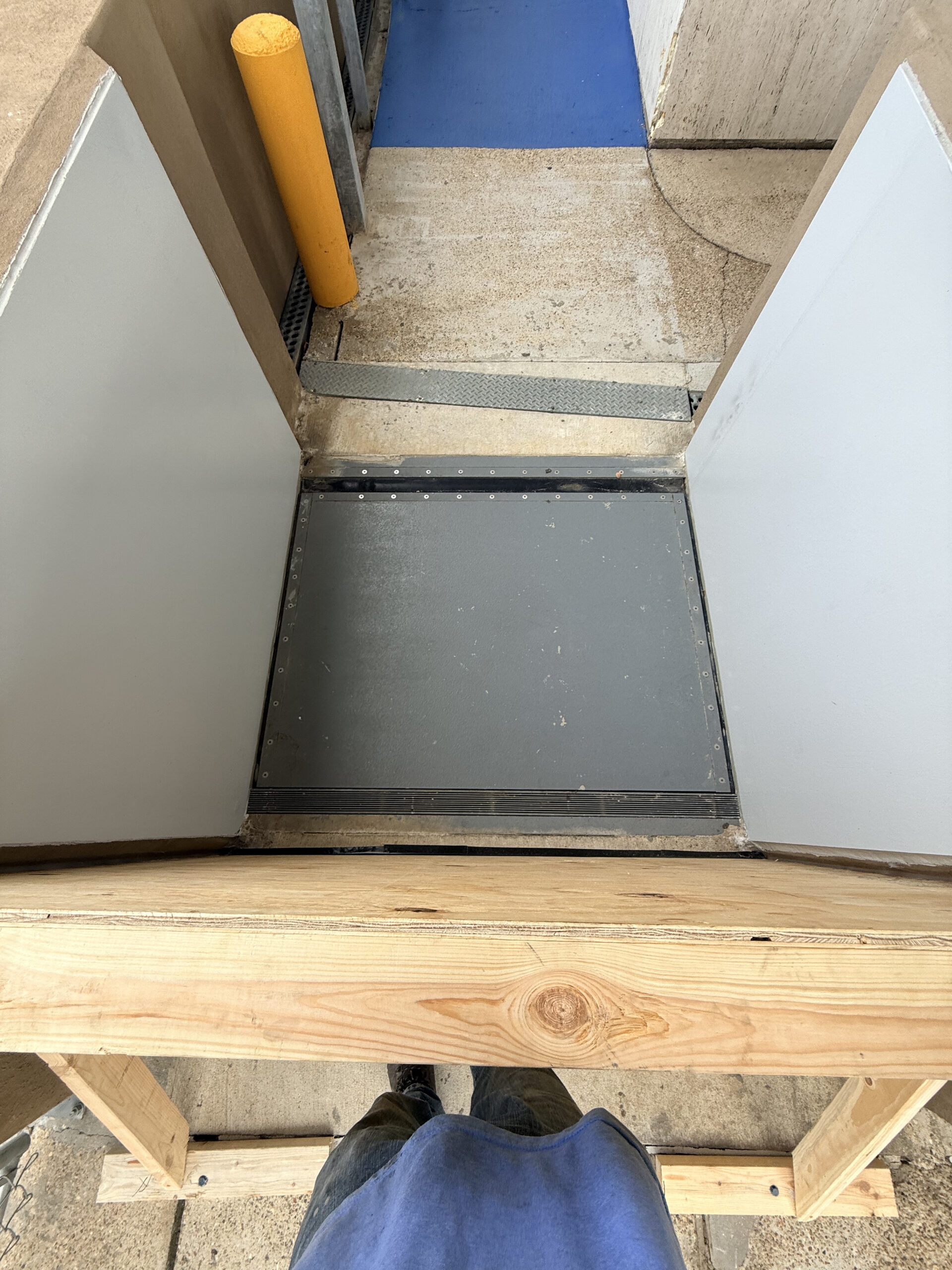 LifeShare Bloodcenter Uses FloodBreak Floodgates10