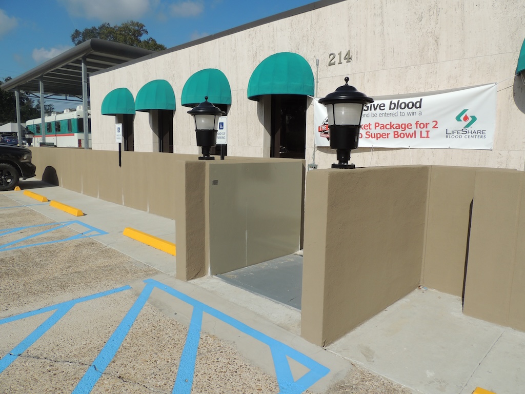 LifeShare Bloodcenter Uses FloodBreak Floodgates1